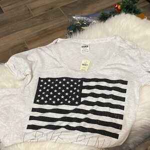 PINK Victoria's Secret American Flag t-shirt, new with tag size medium